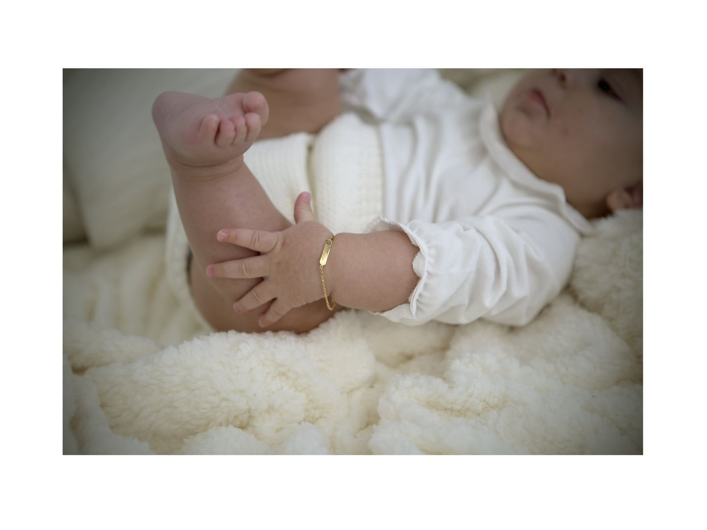 baby with golden baby bracelet classic alex with engraving olivia for kids